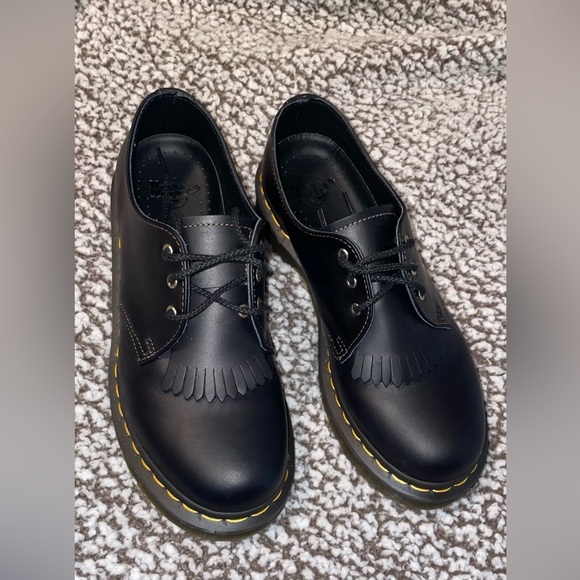 NEW DR MARTENS WOMENS /MENS OXFORD STYLE SIZE 8 &10 - Picture 12 of 12